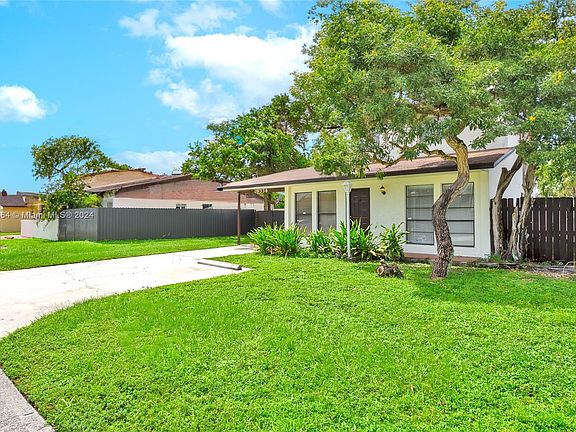 3rd image of 19336 NW 56th Pl