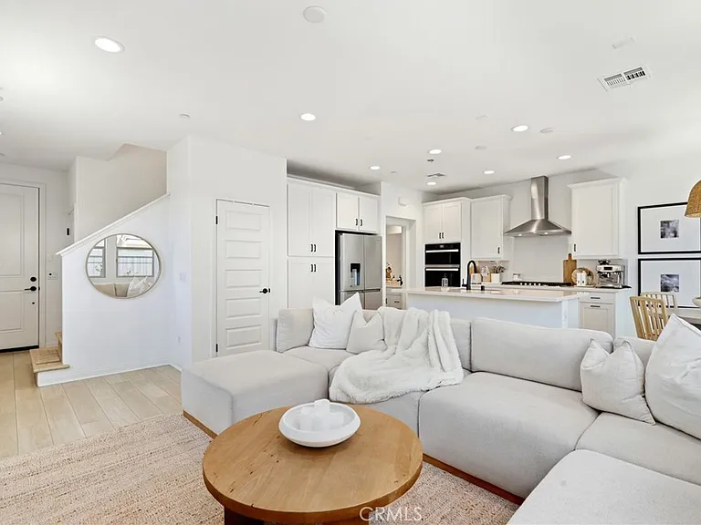880 Cornelia Way Rancho — Photo 5