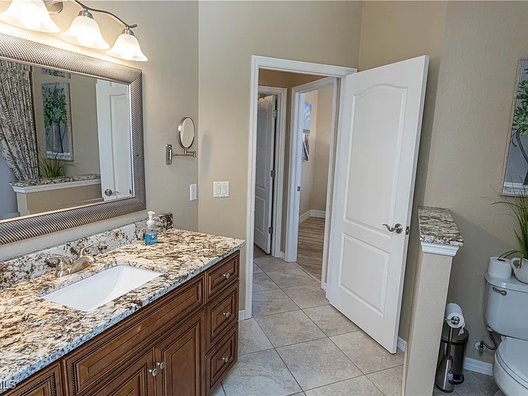 4701 Sands Blvd — Photo 27