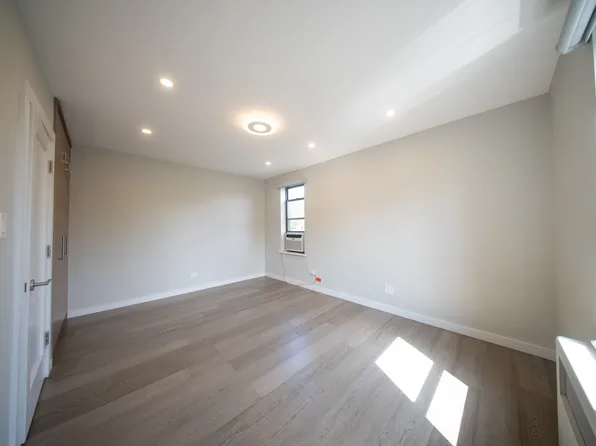 2569 West Second Street image 28 of 43