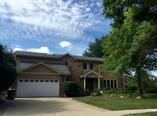 1301 Romeo Ct, Libertyville, IL 60048