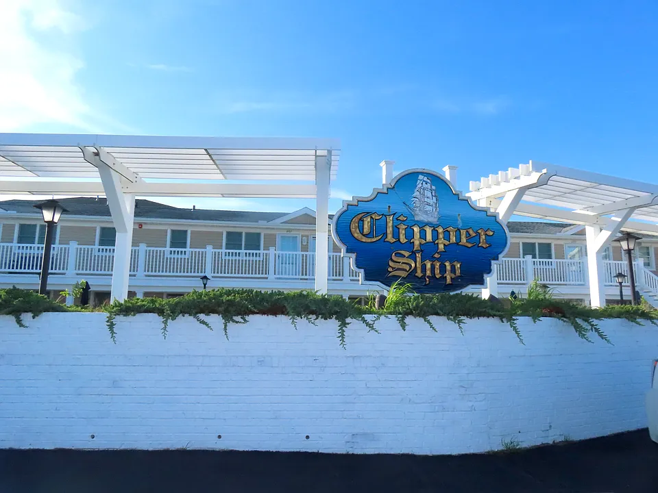 107 E Brigantine Ave #108