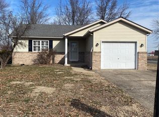6 Quail Ct, Moro, IL 62067