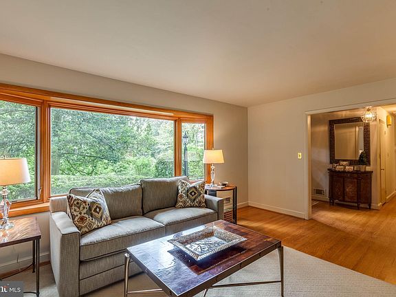 4th image of 6442 Lily Dhu Ln