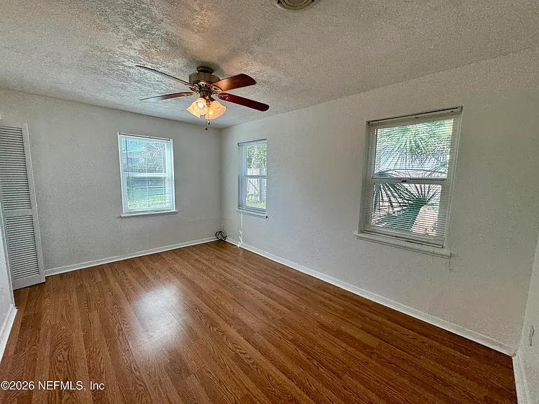 288 Boylston Ave — Photo 23