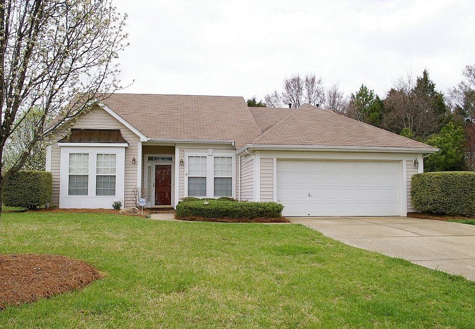 For Sale: 5608 Edgeweir Court, Charlotte, NC 28269