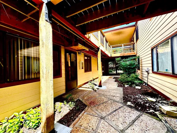 1500 E 10th Ave APT C2, Winfield, KS 67156