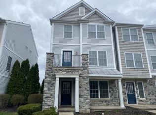 1438 Bloomington Blvd, Columbus, OH 43228