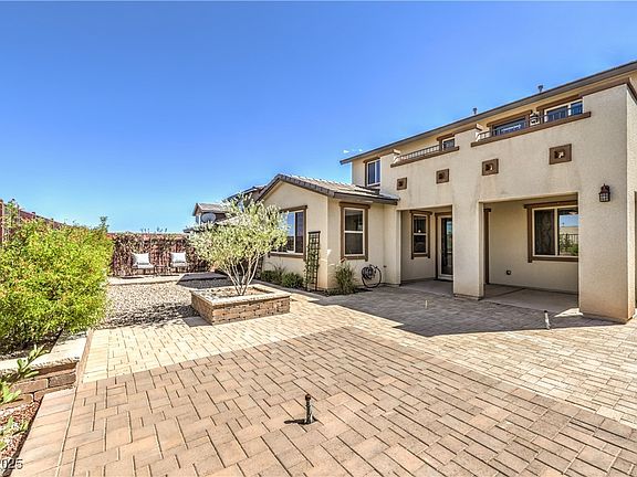 2nd image of 5720 Mesa Mountain Dr