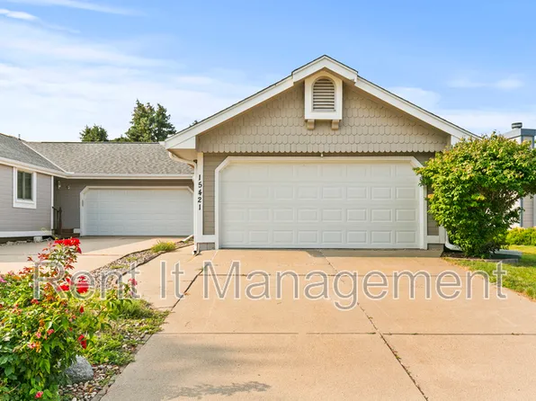 15421 R St, Omaha, NE 68137