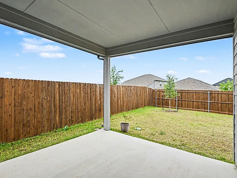 2653 Keokuk St — Photo 32