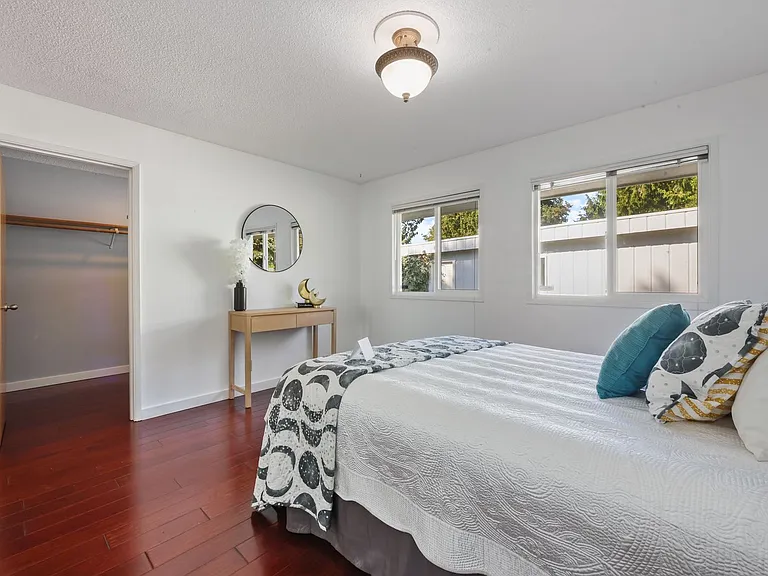 5113 Brassfield Dr SE — Photo 20