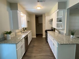 714 S Kansas St, La Porte, TX 77571