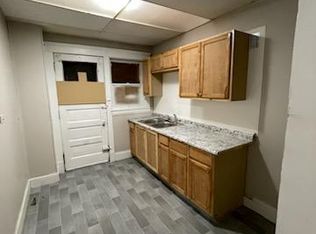 563 E 118th St #6, Cleveland, OH 44108