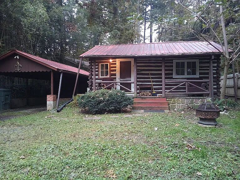 1st image of 546 Waddell Dr