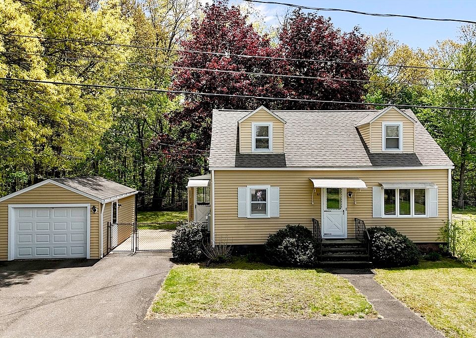 1st image of 62 Lincoln Ave