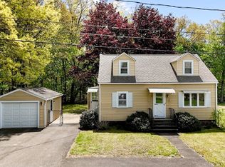 62 Lincoln Ave, South Hadley, MA 01075