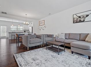 1142 Metropolitan Dr, Durham, NC 27713