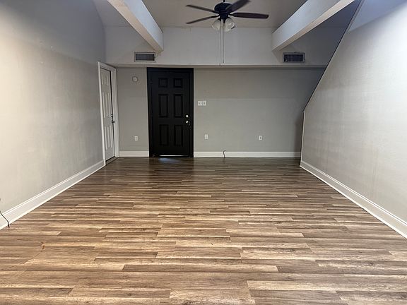 4th image of 4647 W Main St #C