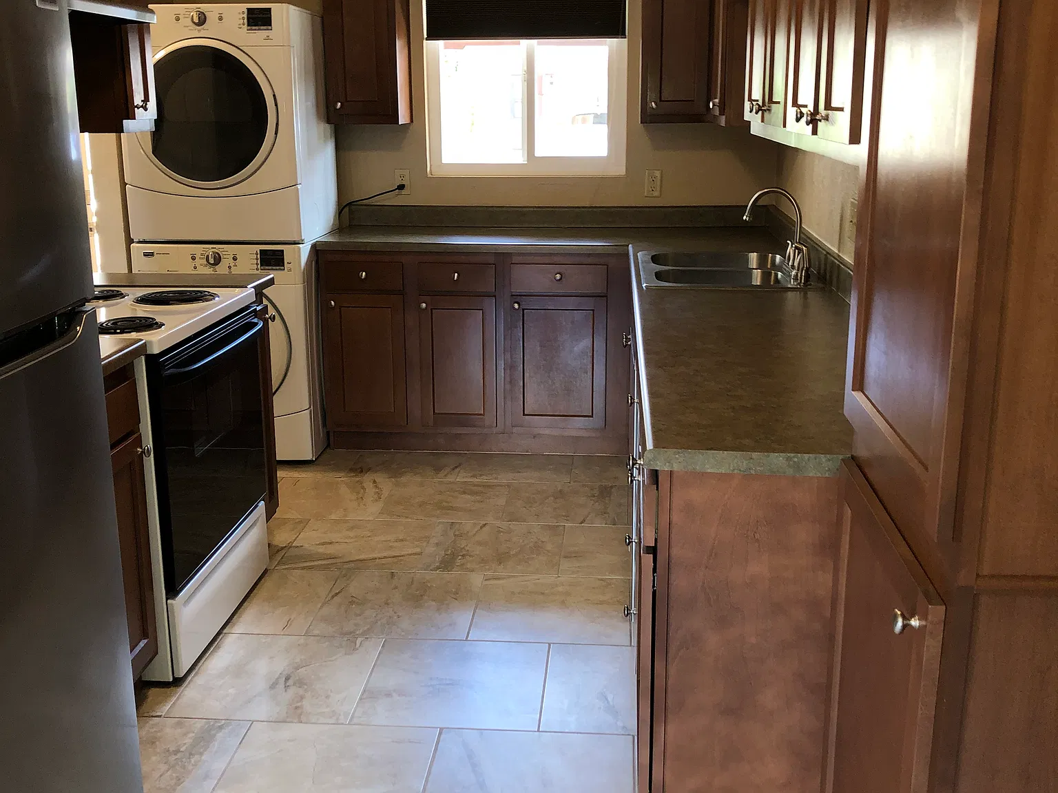 4319 Plaza Vis — Photo 1