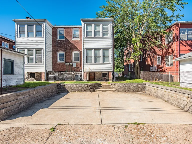 3663 Wilmington Ave — Photo 3