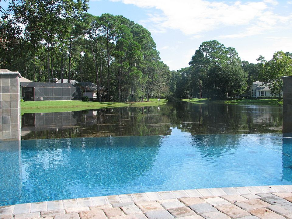 1st image of 108 Lagoon Forest Dr
