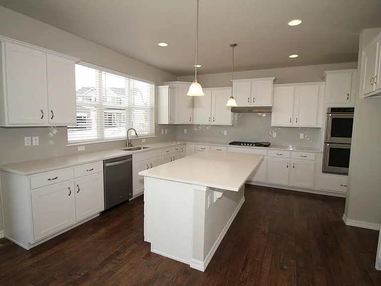 17775 Lake Side Dr — Photo 3