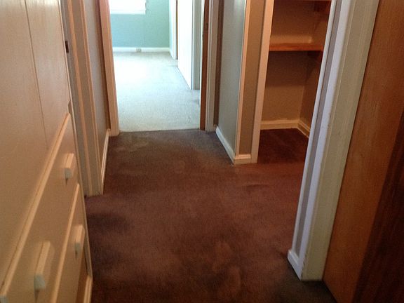 2nd image of 321 NE 10th St