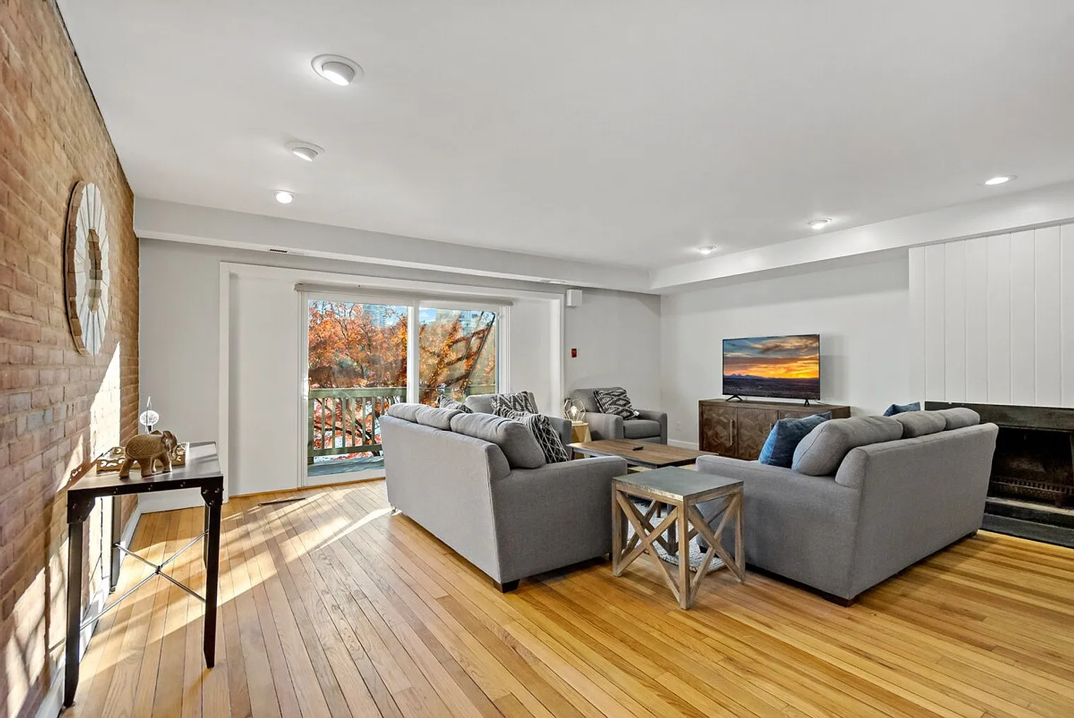 6 bed, 3.0 bath, $18,659 — Photo 4
