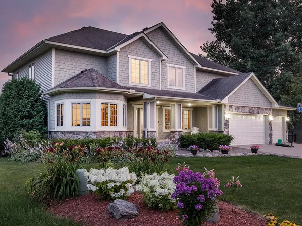 1743 Sandbar Cir, Waconia, MN 55387