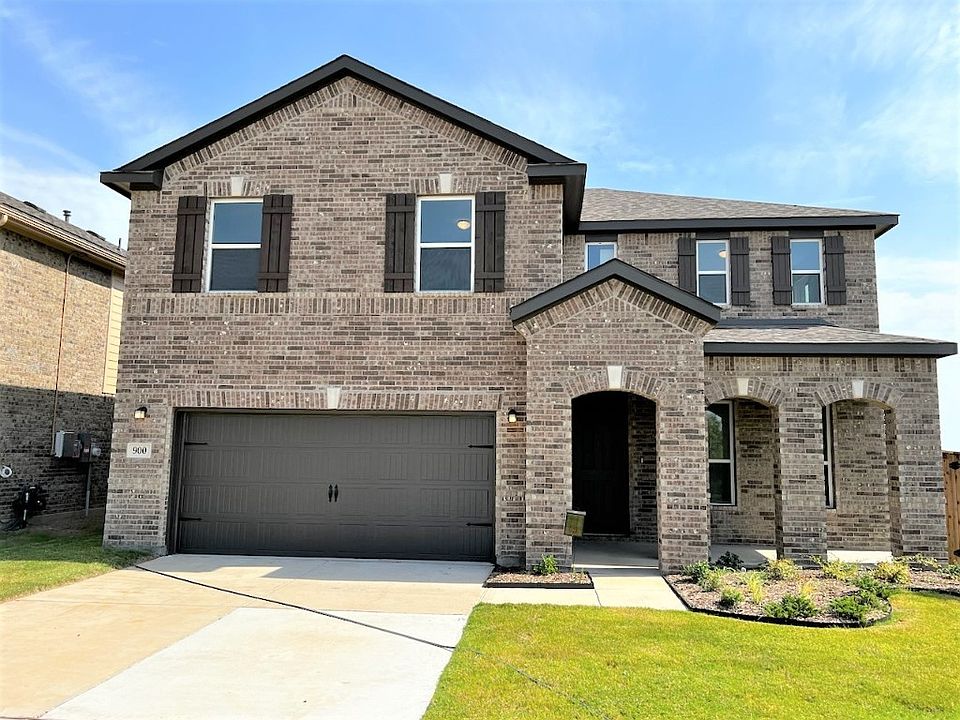 1st image of 900 West Dr