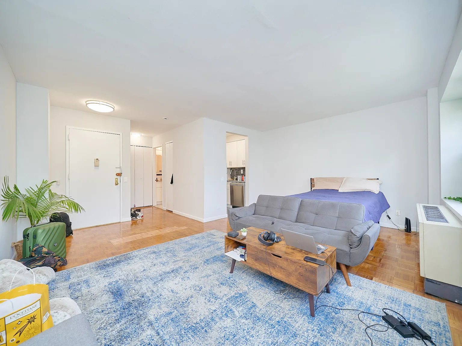 337 West 43rd Street — Photo 1