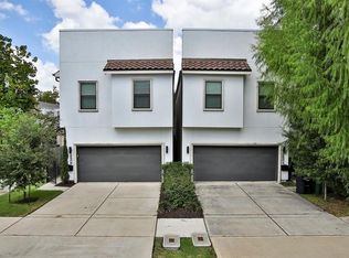 5530 Darling St #B, Houston, TX 77007