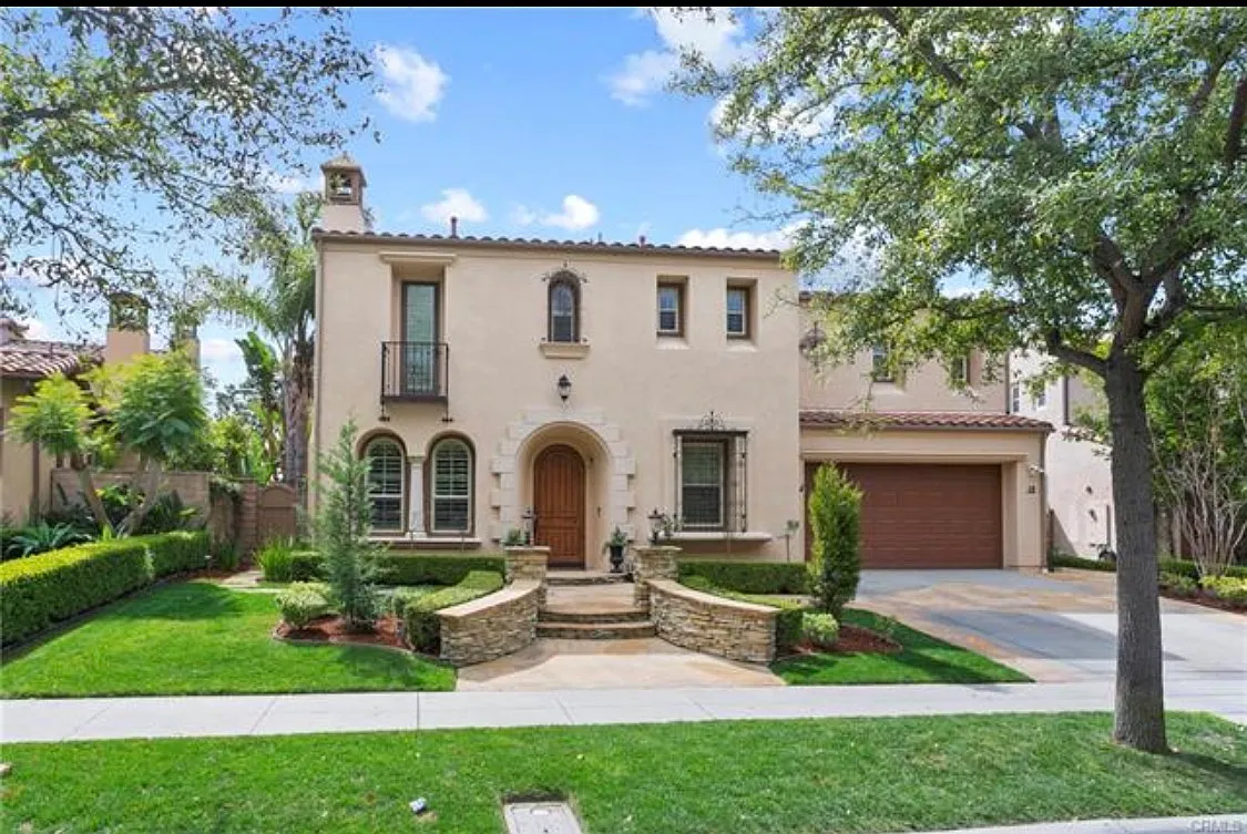 5 bed, 4819 sqft, $13,000 — Photo 1