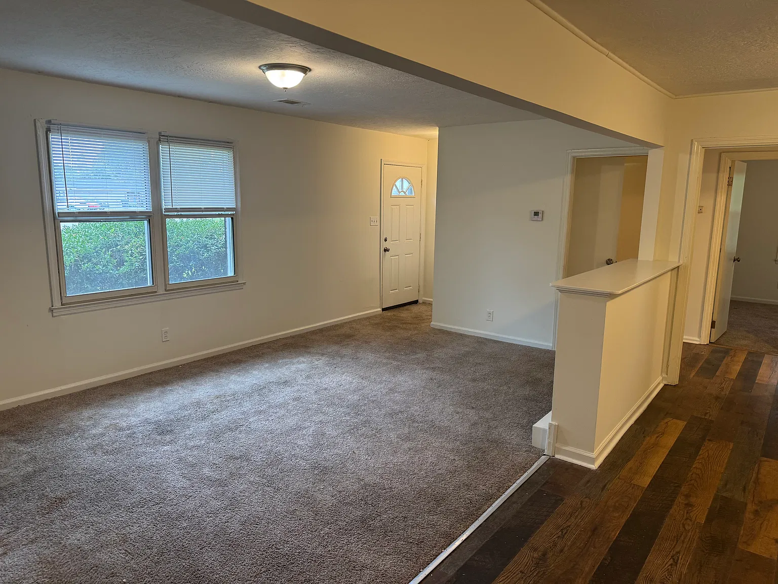 3 bed, 1128 sqft, $1,390 — Photo 2