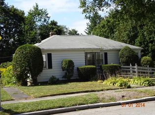 3 Sherwood Rd, Worcester, MA 01602