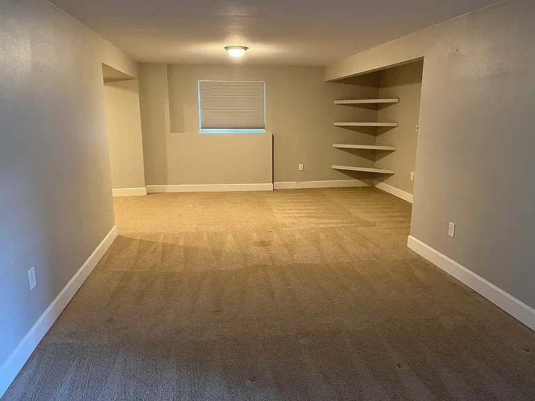 5576 S Lansing Way — Photo 14