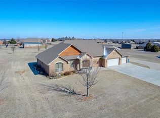 7501 Waterfront Dr, Tuttle, OK 73089