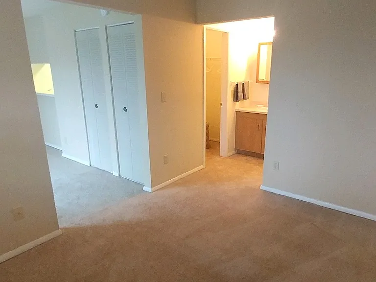 Ivywood - Studio - Bedroom