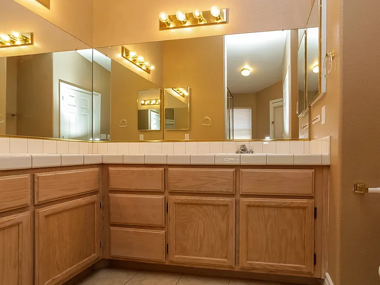 3826 Coleman St — Photo 9
