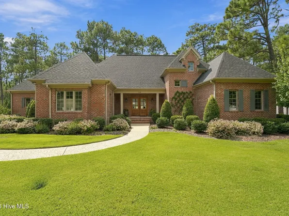 114 Chanticleer Drive, Pinehurst, NC 28374