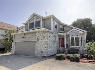 46152 Jefferson Ave, Chesterfield, MI