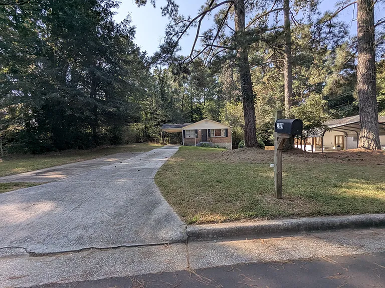 3604 Bolfair Dr NW — Photo 6