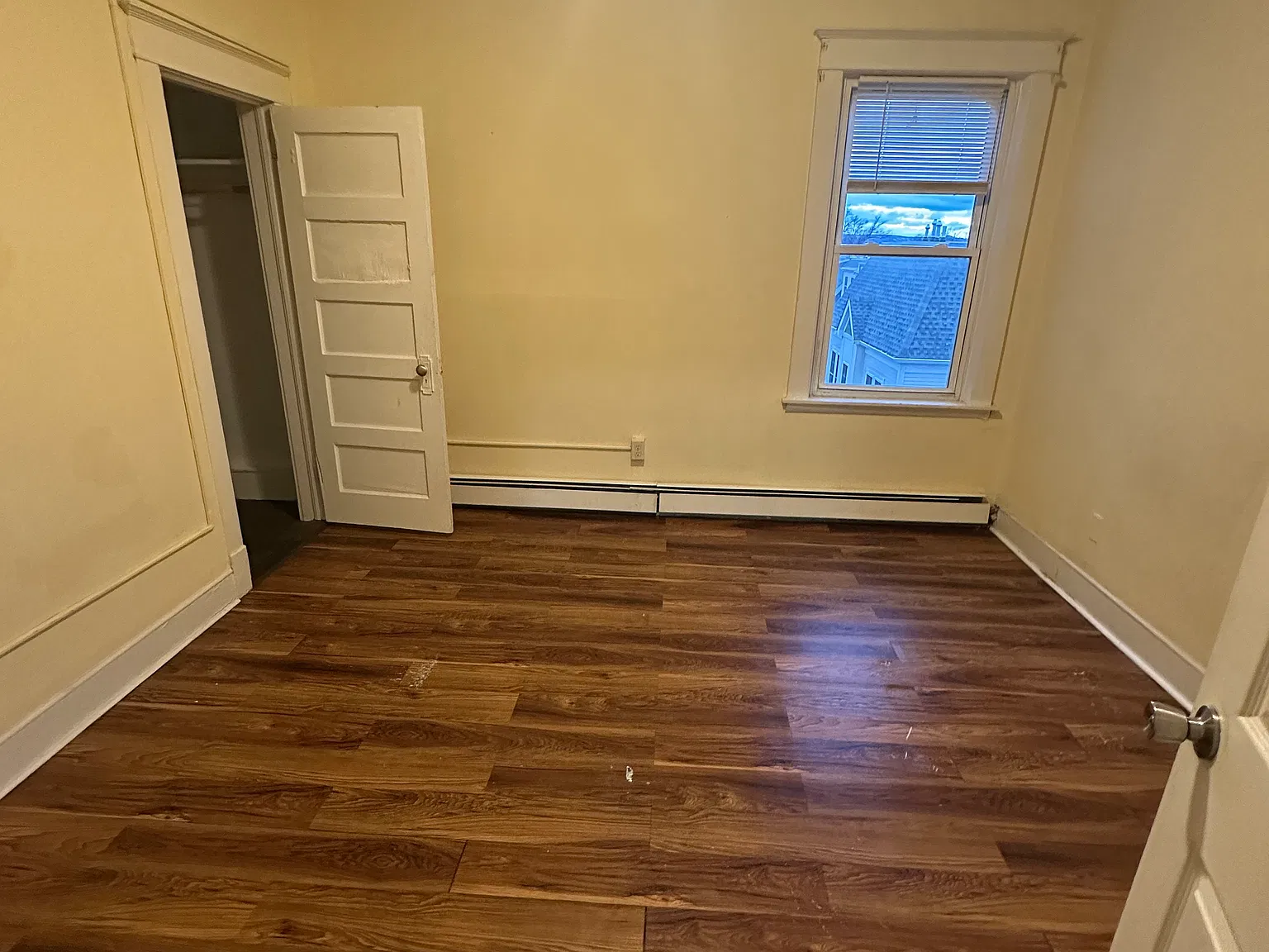 1 bed, 750 sqft, $1,049 — Photo 4