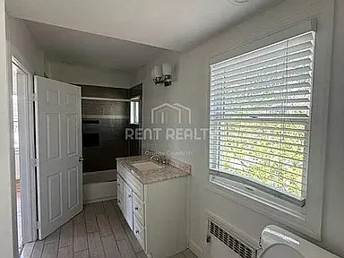 258 Elm St #1 — Photo 12