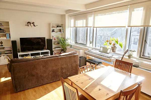 Rented by FAR Property Management | media 6