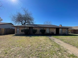 2010 Santa Anna Dr, Garland, TX 75042