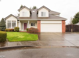 848 Jannette Ct, Springfield, OR 97477