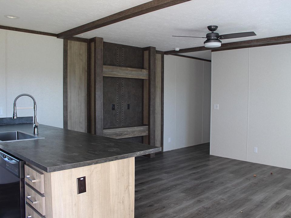 1st image of 152 Hazeltine