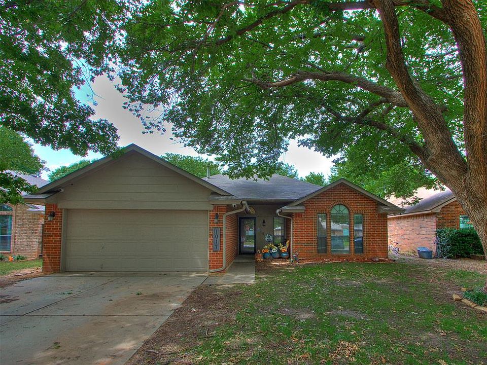 1st image of 1017 Golden Eagle Dr